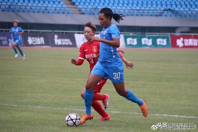 中国U17女足3:2战胜美国，小组赛全胜晋级